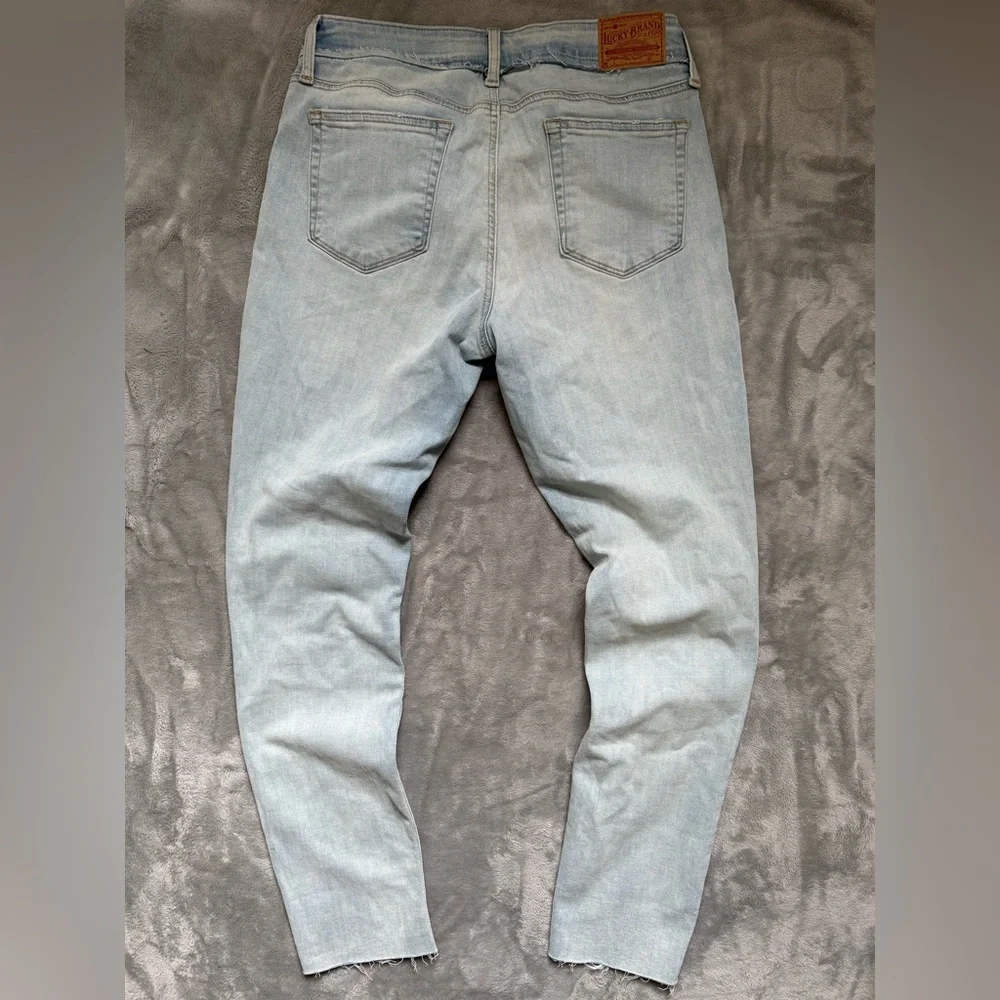 Lucky Brand Light Blue Denim Jeans - Picture 3 of 4